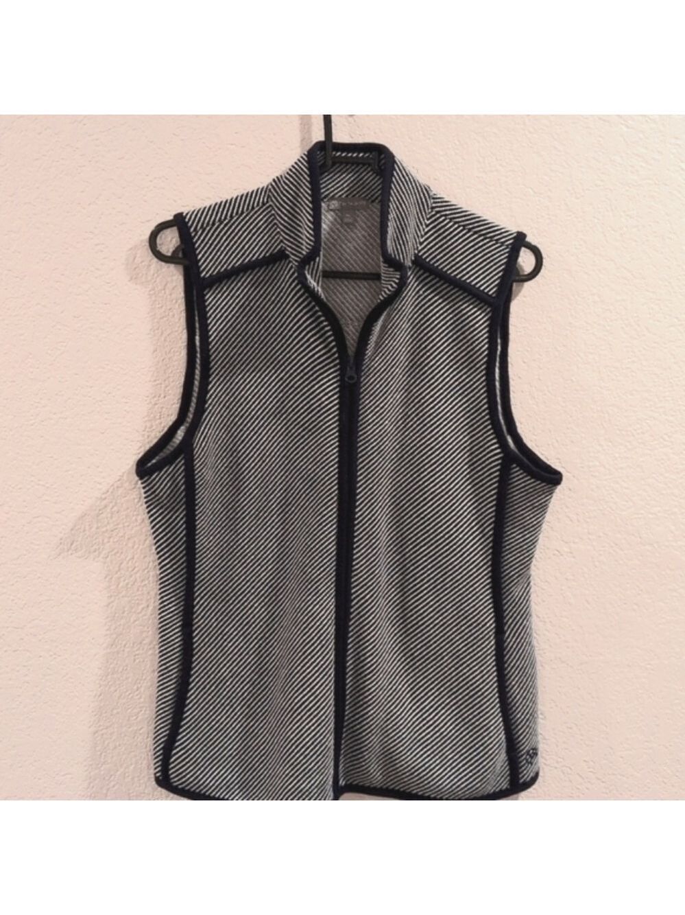 T by Talbots Vest , size Medium petite, Cotton blend.
